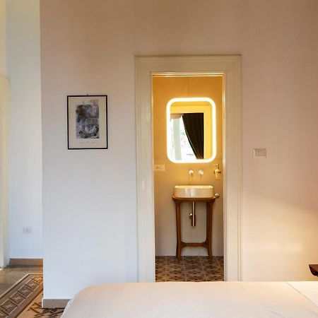 Casa Fanzago Bed & Breakfast Napoli Dış mekan fotoğraf